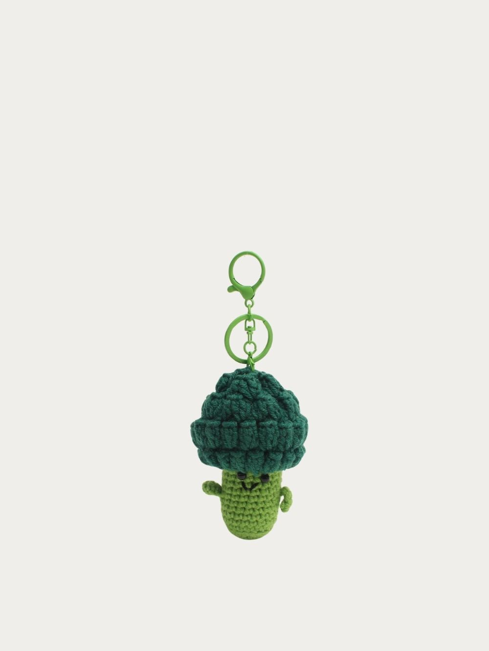 Bijou de sac Brocoli au crochet vert foncé et vert clair, vue de face
